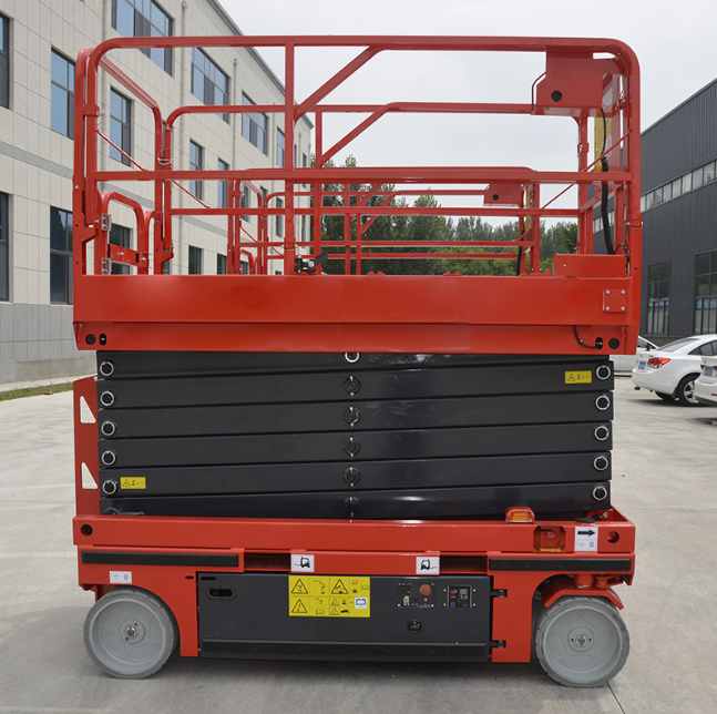 青山湖自行走升降机